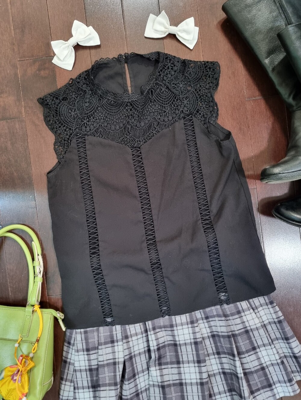 Unlabelled | Black Semi Sheer Lace Cut Out Sleeveless Tank